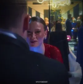 Bu sezon söylenenleri dikkate alıp saçını güzel yaptığınız için teşekkürler arkadaşlar 🤩  #serenaysarıkaya #serenaysarikaya #kimlergeldikimlergeçti #netflixdizi #netflix #keşfet #kesfet #fyp #kesfetteyiz #keşfetteyizzz #kesfetbeniöneçıkart #keşfetbeniöneçıkar #fypシ゚ #keşfetteyizzz 
