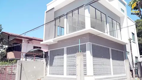 အောက်ထပ်မှာ ဆိုင်ဖွင့်ပြီး အပေါ်ထပ်မှာ လူနေဖို့ စိတ်ကူးထားတဲ့ အိမ်ရှင်တို့ အတွက် 🤍