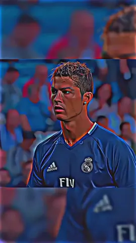 C.Ronaldo⁷ Skills 🪄😱...... #ronaldo #skills #rialmadrid #portugal🇵🇹 #edit #fotboll #alightmotion_edit #fotbolledits #Capcut #viralvideos #fyp #somalitiktok #sports 