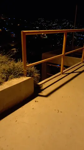 #paisajes #paisajesnocturnos #noche #luna #lapaz_bolivia🇧🇴 