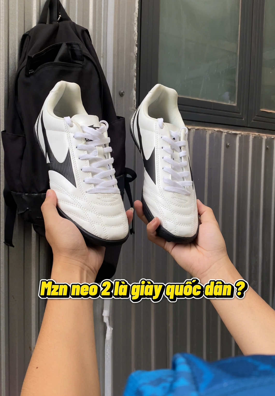 Mẫu giày quốc dân neo 2 cho ae #bongdaphui #bongdavietnam #sportsontiktok #bongda #xhtiktok #sports #fyp #giaybongda #giaythethao #football #phuivn 