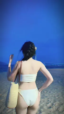 Nhân danh mùa hè, không đi biển là một cái tộiii🌊