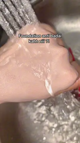 Baru tauu carslan keluarkan sunscreen foundationn! Best dooh waterproof and high coverage tauu kena cuba yang nii . #carslan #carslanmy #foundationreview @Carslanmy 