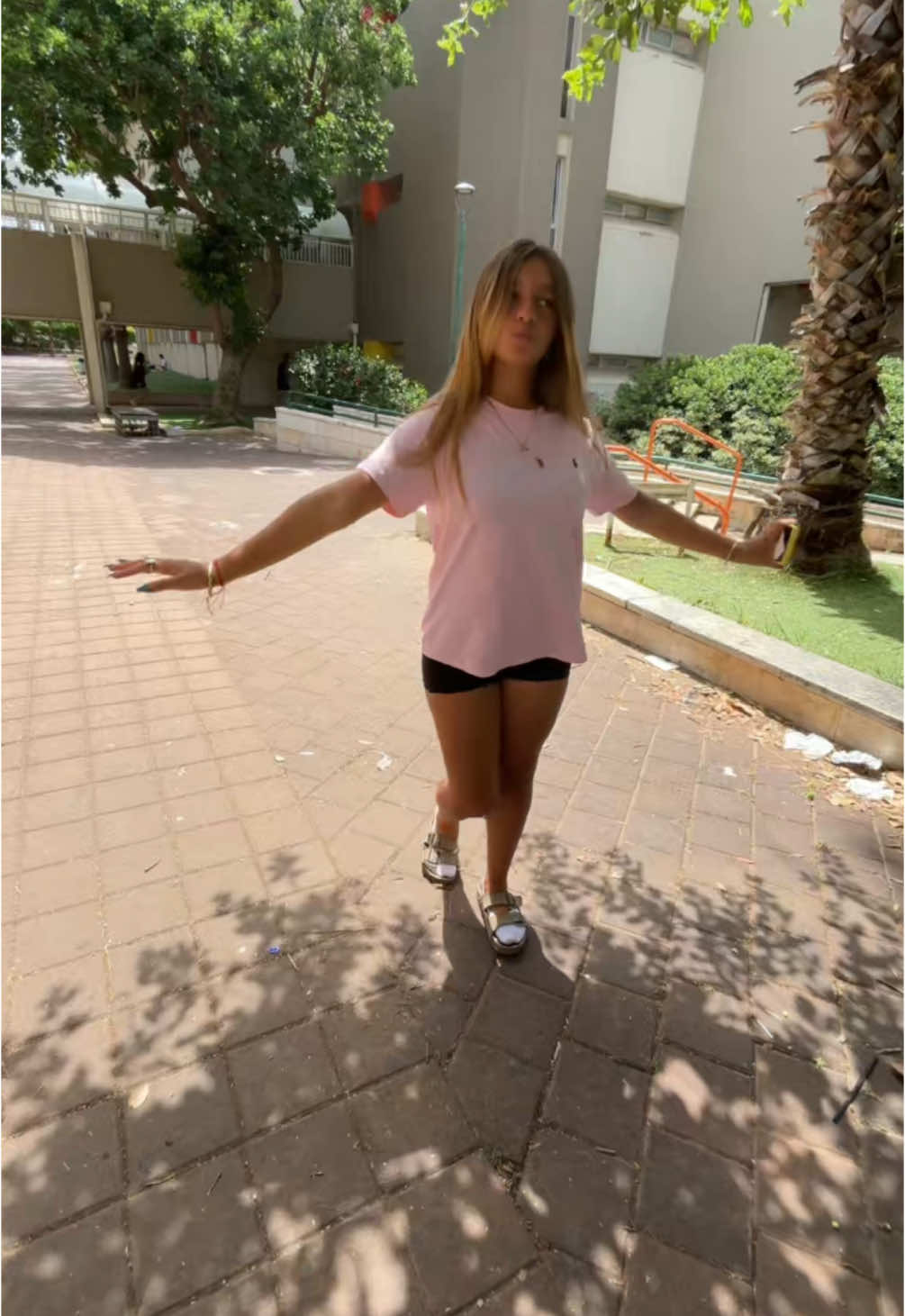 #בבקשהדיי