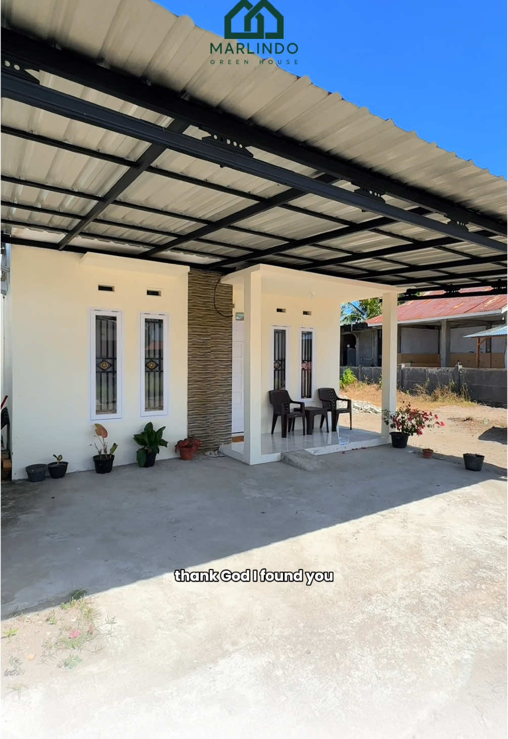 Ini nih rumah subsidi berasa komersil. . Rumah subsidi dengan type 36/84 Dp 13 Juta sampai serah terima kunci. . Spesifikasi : - Ruang Tamu - 2 Kamar Tidur - 1 Kamar Mandi . #promomakangajian #padang #sumbar #minang #rumahkomersil #rumahsubsidi #propertipadang #rumahminimalis #marlindoresidence #propertisumbar #propertipariaman #propertibukitinggi #fyp 