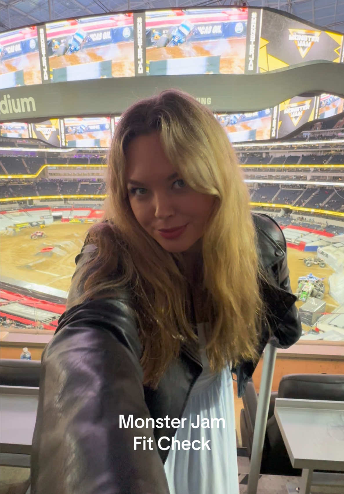 Monster trucks are BIG y’all!!!! #monsterjam #blippi #momsover30 #fitcheck #plussizefashion #plussizeootd #plussizestyle 