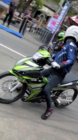 Pesona mesin semalam jadi tanpa nyetting cuma naik dyno langsung berangkat balap🤙 @99garage #mxsiger #mxking150 #99garage #mxsoloraya #prostreet200cc 