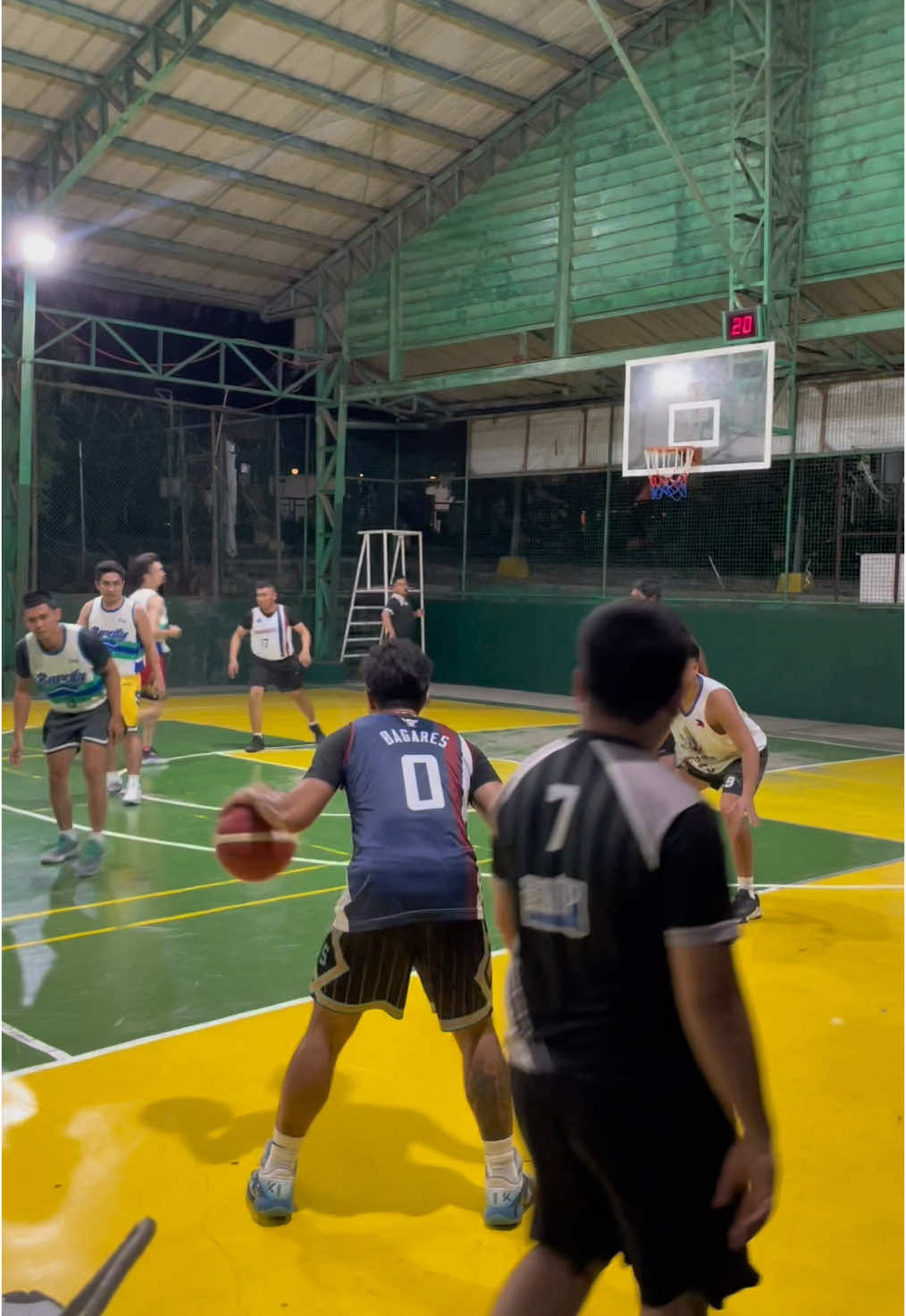 lapit na summer, dami na liga recommend ko lang si @poiactivewear sa inyong jersey/sportswear needs. 