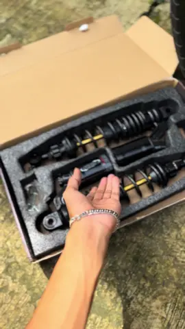 shockbreaker ktc extreme 🤩#shocktabungmurah #aksesorismotor #shockbreaker #shockbreakermotor #shockktc #diskontiktokshop #racuntiktok #rxking135cc #cuantanpabatas 