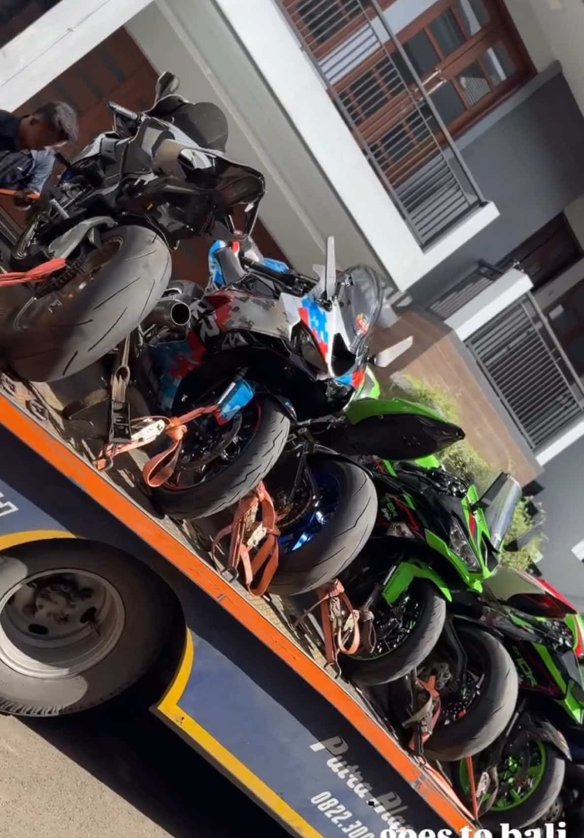 goes to bali 21-25mei 2025 😍 . . . . . . . . . . #fyp #fypp #fypシ゚ #kawasaki #yamaha #ducati #ducativ4 #ducaticorse #ducativ4s #ducatilove #kawasakizx #kawasakizx10r #kawasakizx6r #kawasakizx25r #kawasakizx6r636 #kawasakizx636 #zx #zx25 #zx25r #zx25rindonesia #zx25r4cylinder #zx25rr #zx25rmodifikasi #zx25r_4cylinder #zx25r_4cylinder #zx6 #zx6r #zx6r636 #zx636r #zx6r2024 #zx6r636 #zx4 #zx4rr #zx10 #zx10rr #zx10rr #zx10r2021 #z1000 #z900 #z800 #bmw #bmws1000rr #bmwm1000rr #yamahar1 #yamahar1m #yamahar6 #arai #agv #zoj #zxownerjakarta #merdubanget #motogpindonesia #r1m #r1m1000cc🔥🔥🔥 