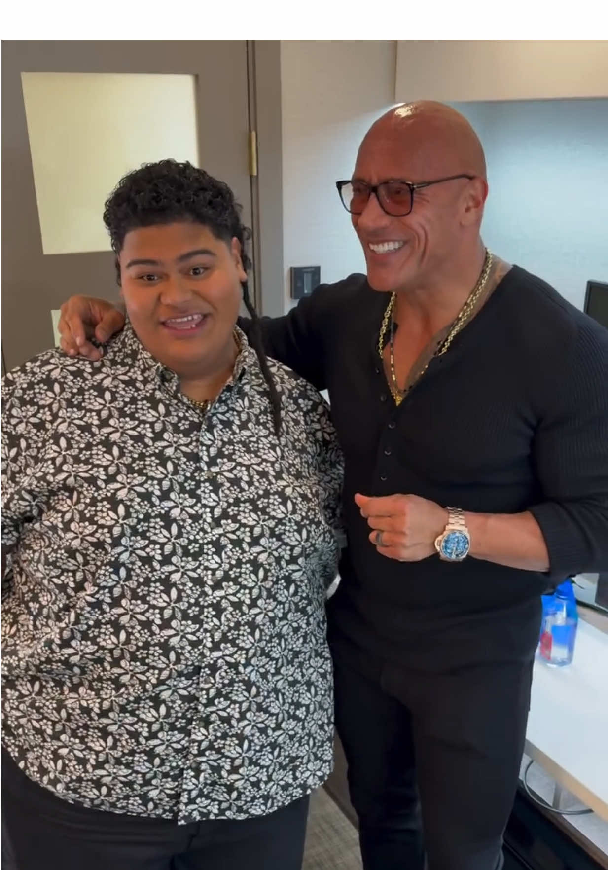 Havin’ a lil’ fun my uso @Iamtongi 🎶 The most beautiful voice, and beautiful heart. Great to hang with him and his team. I’m super proud of him and how he carries himself humbly in the spotlight (which is insanely hard to do, especially as a 20yr old young man) and most proud how he represents our Polynesian culture. We’re gonna work together and do something cool. Have some fun. Keep working hard uso, I’ll see you soon. Proud of you 👊🏾❤️
