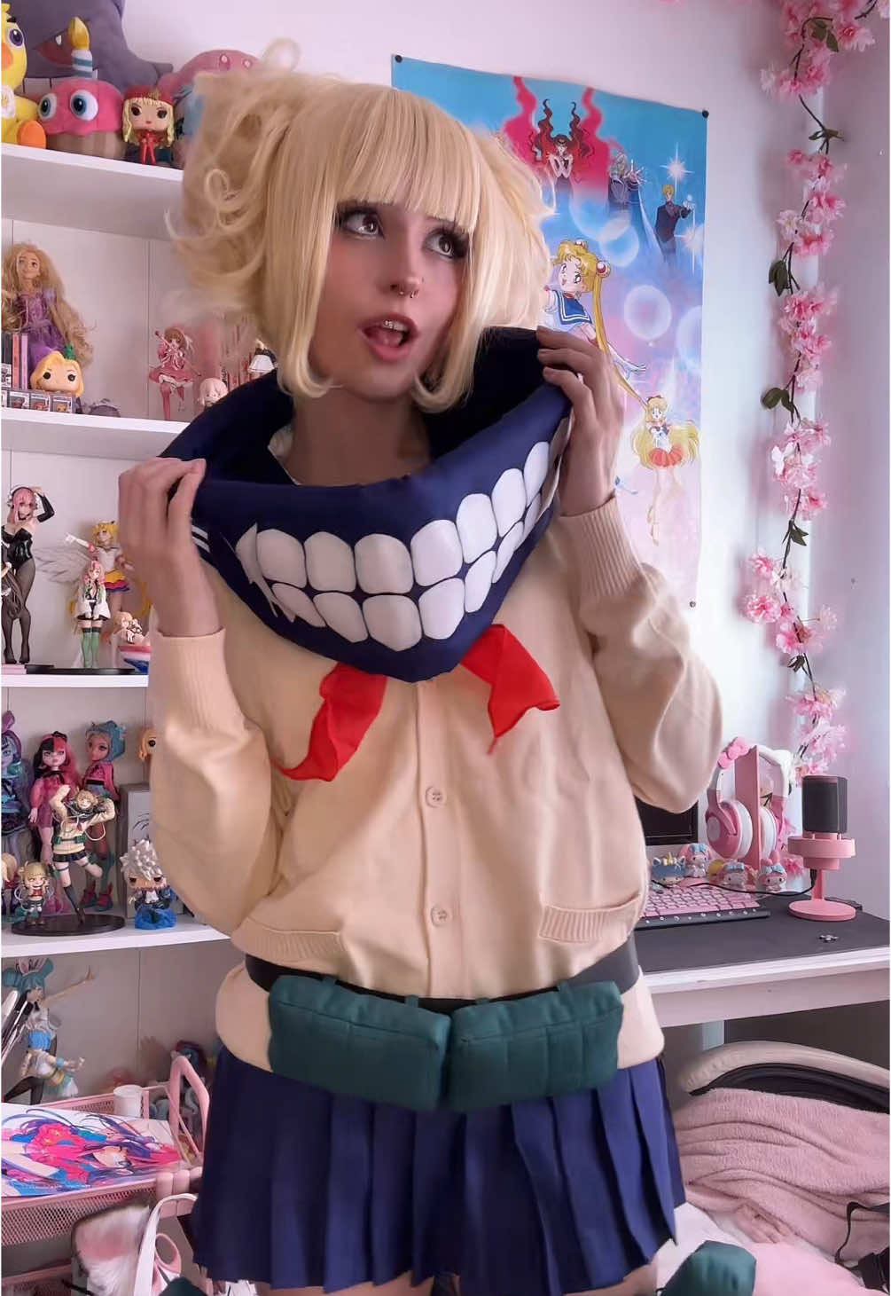 togas quirk is so goated #ccinnabunii #cosplay #toga #himikotoga #himikotogacosplay #mha #myheroacademia 