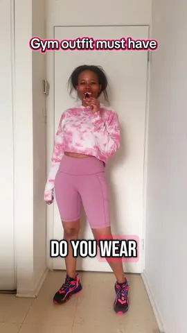 This is what I wear when I go running! What do you wear when you go running ?#gymoutfit #GymTok #gymwear #gymclothes #GymLife #gym #2025
