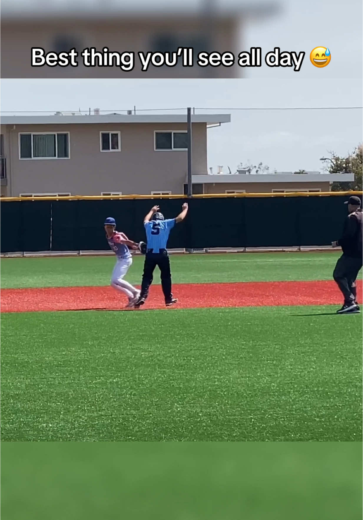 99 elusiveness rating on this pickle!… #baseball