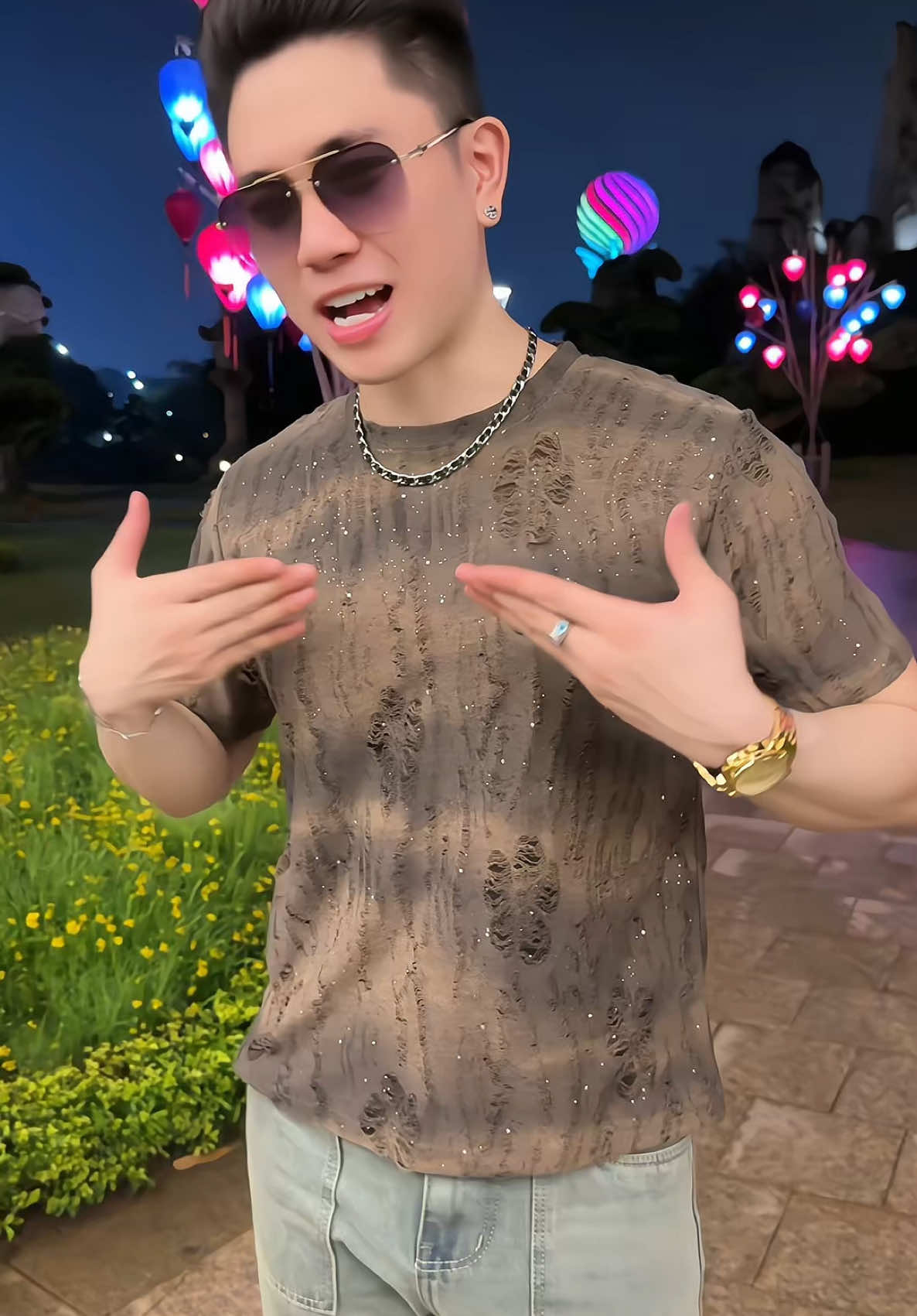 Áo Cộc tay Nam Nữ phong cách Đ