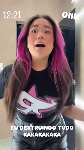 Liberando vídeo da Emilly!💖(o void só estava tirando foto da emy pro story do Davi gente!) @Emilly Vick . . . . . . . . #fypシ゚ #fyyyyyyyyyyyyyyyy #viralizatiktok #emillyvickof #emynotou💖 #ameii #vaiprafytiktok 