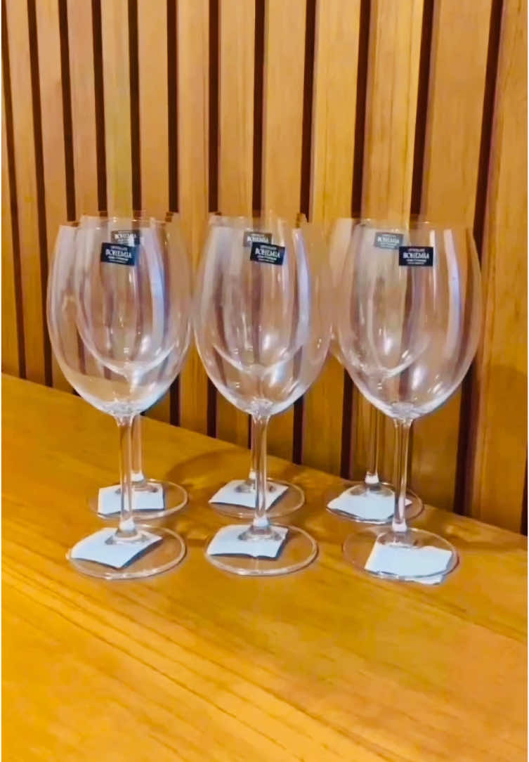 ITAARA - CJ 6 TAÇAS DE CRISTAL P/ÁGUA/VINHO TINTO COLIBRI 580ML CRYSTAL BOHEMIA R$ 175,90 Itaara (Loja On-line) Whatsapp (84) 9.9196-8386 #Utensíliosdomésticos #Conjuntodetaças #Taçasparaágua #Taçasparavinho #Coisasdecasa #Servir #Mesaposta #Decoração #Itaara #Lojaitaara #Nordeste #Brasil 