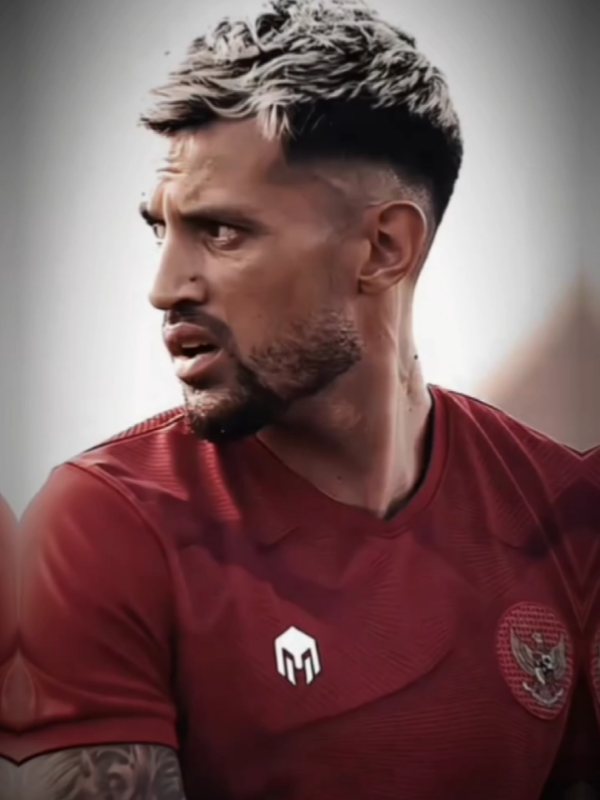 kembali nya sang legenda timnas 🔥🔥🇮🇩 menurut kalian gimana gays komentar ya.. #lilipaly #stefano #stefanolilipaly #timnasindonesia #garudacalling #timnasday #foryou #garudafans #garudamendunia 