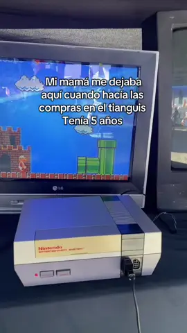 Ese lugar me trae tantos recuerdos de la infancia, el señor está muy anciano y sigue ahí, pude platicar un rato y me dejo jugar como solía hacer a mis 5 años  #fyp #nostalgia 