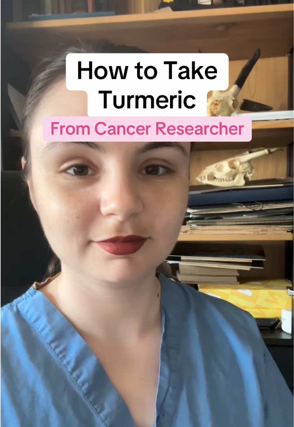 How to take turmeric to get the best benefit! #turmeric #curcumin #womenshealth #jointpain #inflammation #holistichealth #supplements 