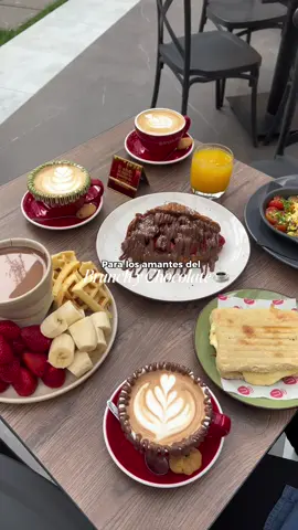 Brunch y chocolate 🤎 Les dejo uno de mis datos favoritos, donde ir por un desayuno contundente, ricos cafés y fondue de chocolate 🍫  @nanasfruit.cl está ubicado en una casona grande y acogedora en  Av. Ricardo Lyon 748, Providencia 📍 Lo que comimos: Nuttelate $4.990 Latte $3.590 ☕️ Fondue de chocolate nanas 🍫  $14.990  Sándwich mechada queso $7.990 Croissant nutela frutilla $6.990 🥐 Brunch Nanas 🍳 Café, jugo de naranja, paila de huevo y tocino, yogurth con granola y dos choco frutillas $12.990 ✨ #cafeteria #cafeteriasantiago #santiago #fonduedechocolate #chocolate #cafe #chile #santiago #parati #panorama #cafeteriasbonitas 