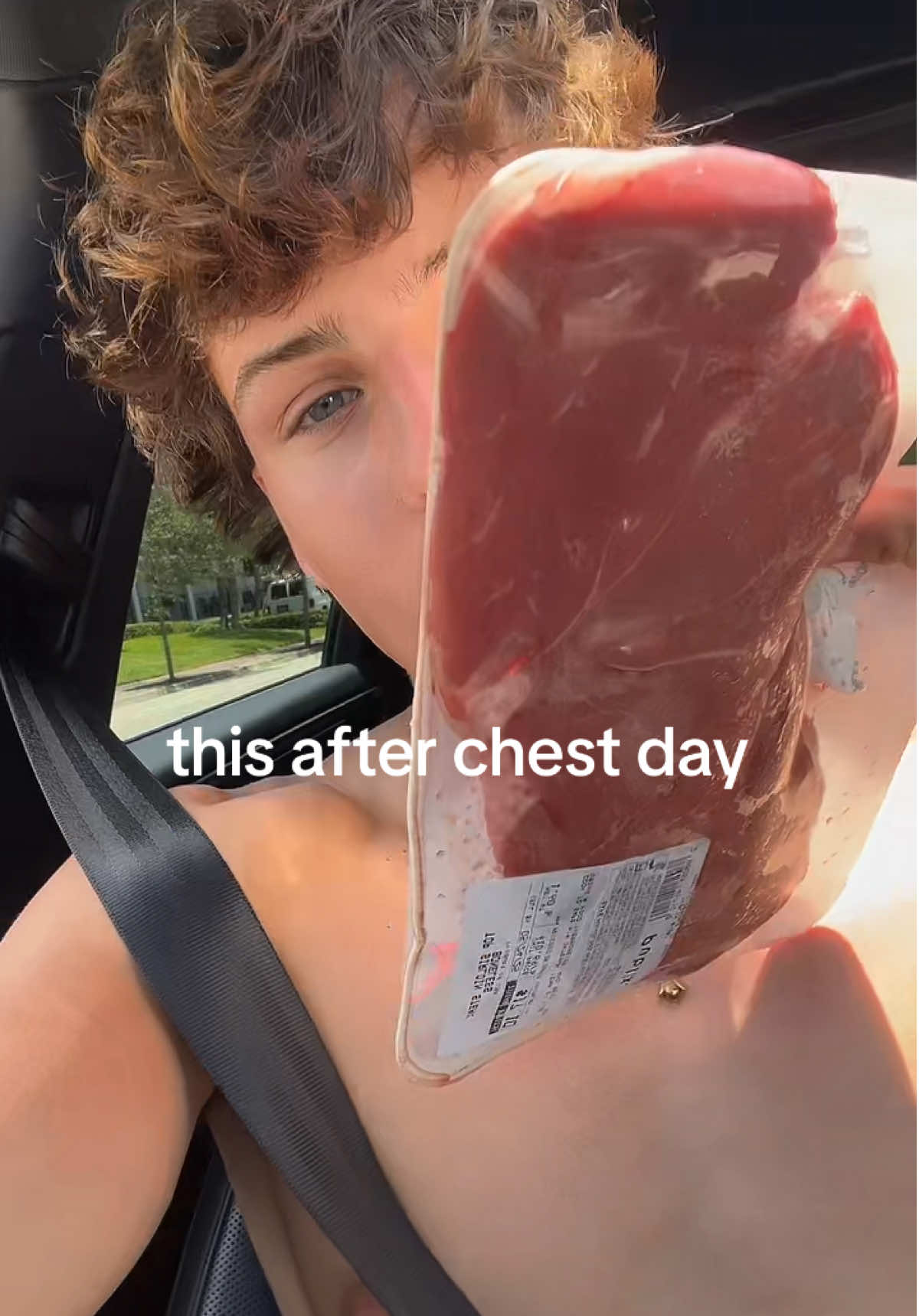 #chestday 