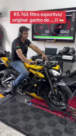 TRIUMPH street triple RS 765 3 cilindros, teste com filtro de ar esportivo e original uma ganho considerável ✍🏻🏁 #FULLDIANOVIC #remapfulldianovic 