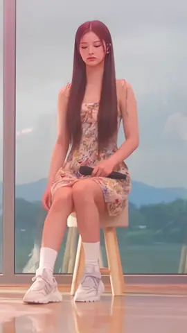 estou assistindo t3ddy, amo #tubacams #fancam #fyp #contamoot #fypシ゚ #sullyoon #nmixx 