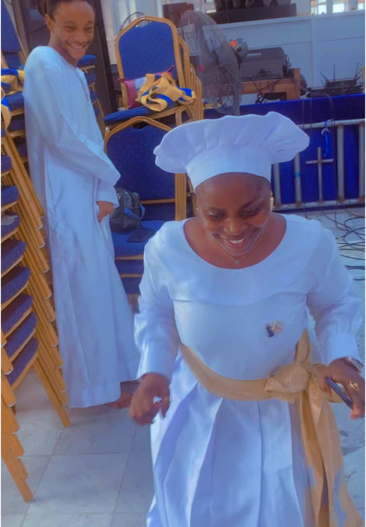 C’est tout ce que je sais faire qui est la la ne vouz moquez pas 😂 #egun #french #celestialchurceofchrist🌈🌈🌈🌈🙏🙏🙏 #christianity #viralvideos #fypシ゚ #nigeriantiktok🇳🇬  @@thategungirl 