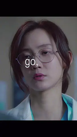 The one that started it all aka Ahn Jeongwon’s first heart-stirring moment for our Dr. Long Winter. #wintergarden #ahnjeongwon #janggyeoul #hospitalplaylist #edits #seokbeen #shinhyunbeen #yooyeonseok 