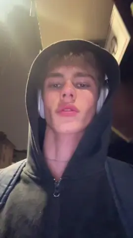 @archie⭐️ 😴 #looksmax #looksmaxing #mog #archiecranch #teamworkchallenge #typ #fyp #foryoupage #lanadelrey #australia #chicolachowski #mod #por #LifeIsGood #jordanbarett