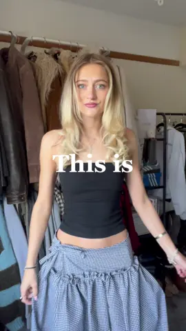 Introducing myself💞🎀🌸 #narration #2000s #pinterestoutfit #trend #voiceover #fashiontiktok 