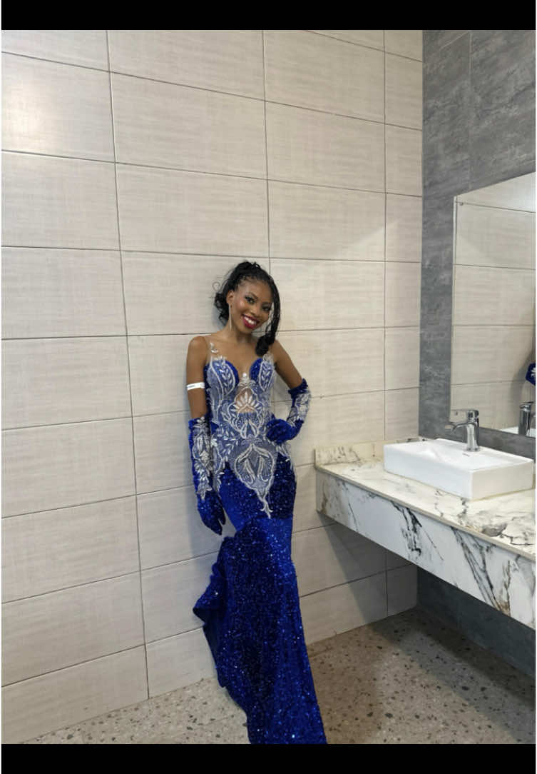 Wongiewove outfit#malawiantiktok🇲🇼 #promdress #luanar#dinner #fyp #trending#model 