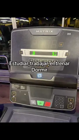 🚶🏻‍➡️ #gym #ingenieria #fyp 
