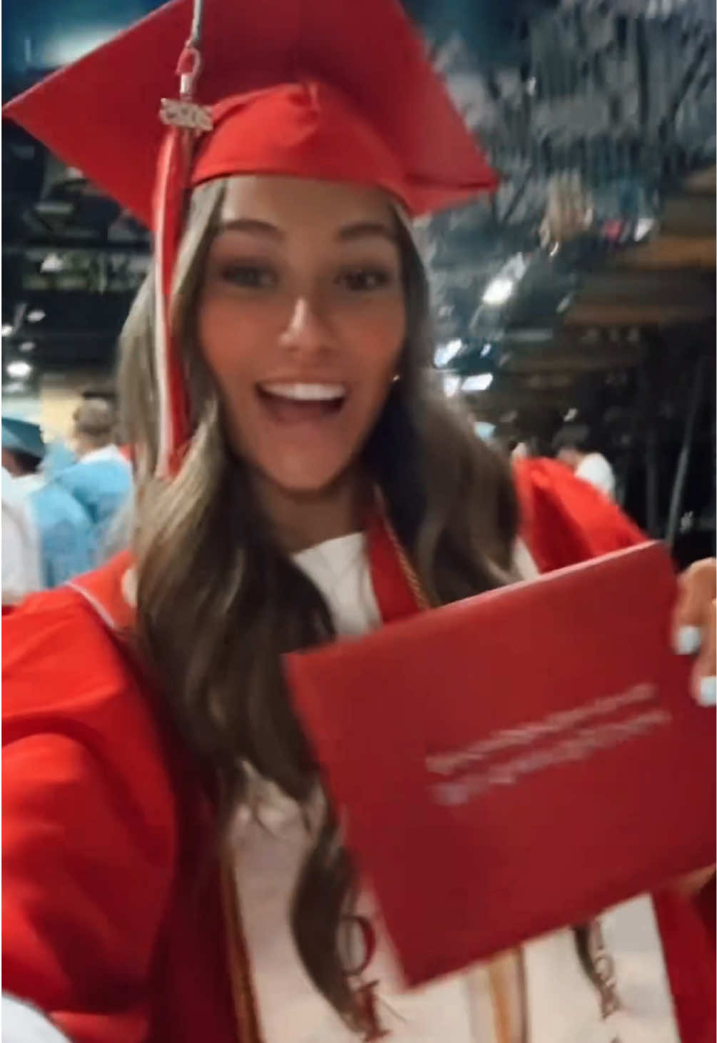 FINALLY A GRADUATE 👏🏼🤩#classof2025🎓 #senior 