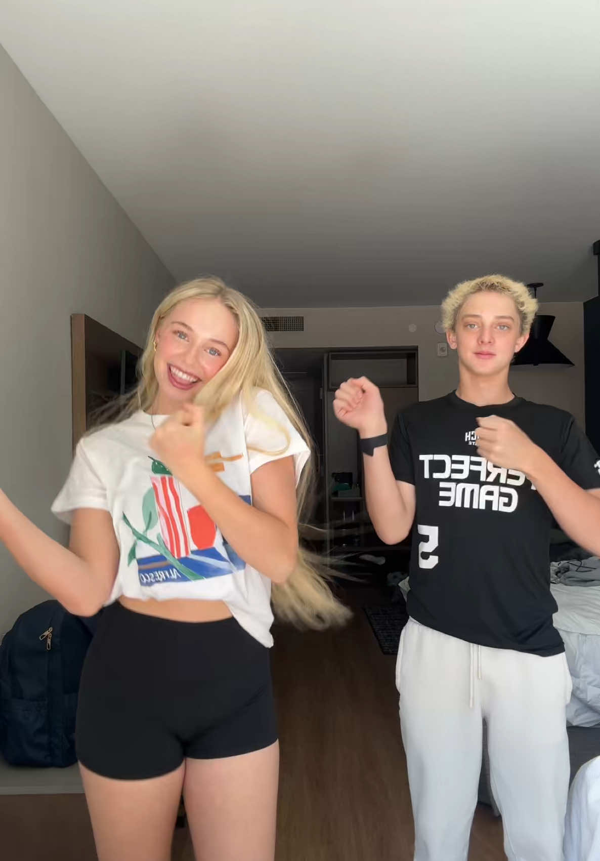 little brothers 14 today🥳 #dance #brother #birthday #yunggravy 