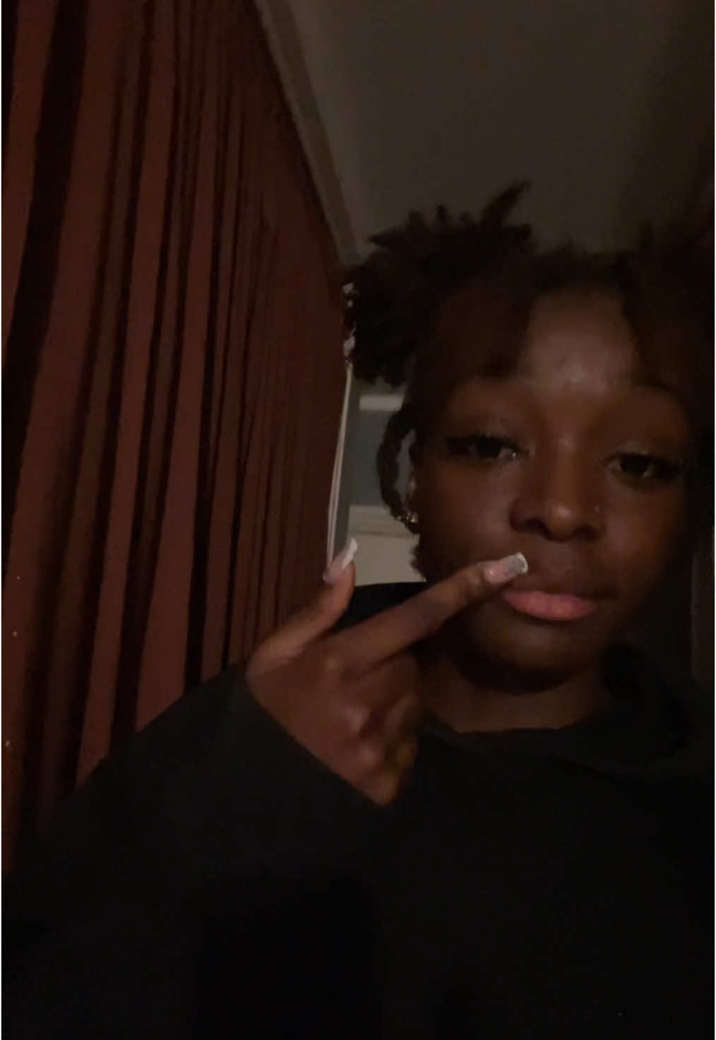 reste avec moi j'ai pas fini