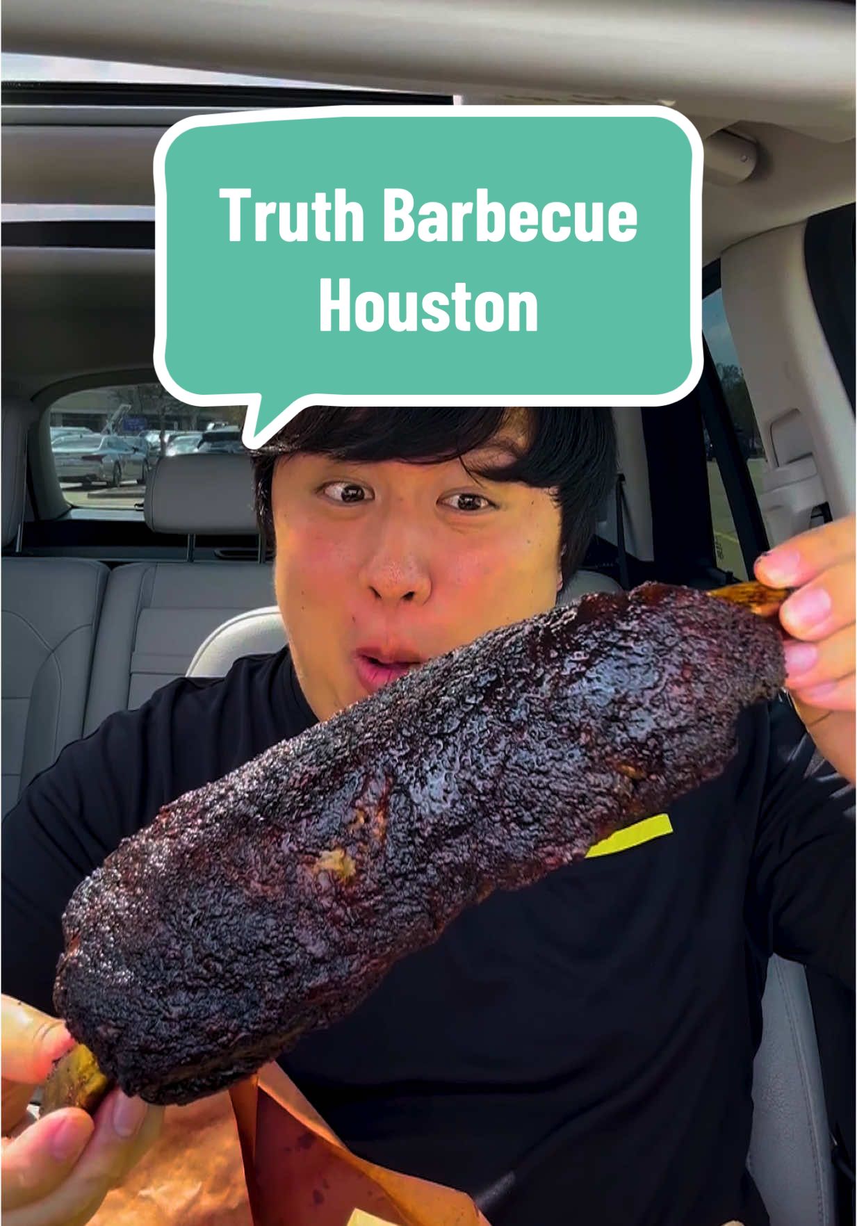 Trying Truth Barbecue in Houston for a Food Review! How does it taste? #houston #houstonfood #houstonfoodie #fastfood #FastFoodReview #mukbang #mukbangeatingshow #foodreview #foodcritic #waynedang 
