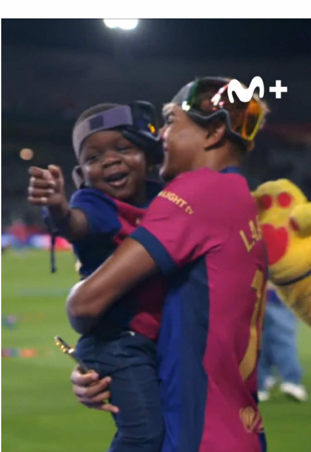 ❤️ #LamineYamal y su hermano. #Lamine #Yamal #fyp #Viral #tiktokfootballacademy #Barça #LaLiga #Hermano #Love #DeportePlus