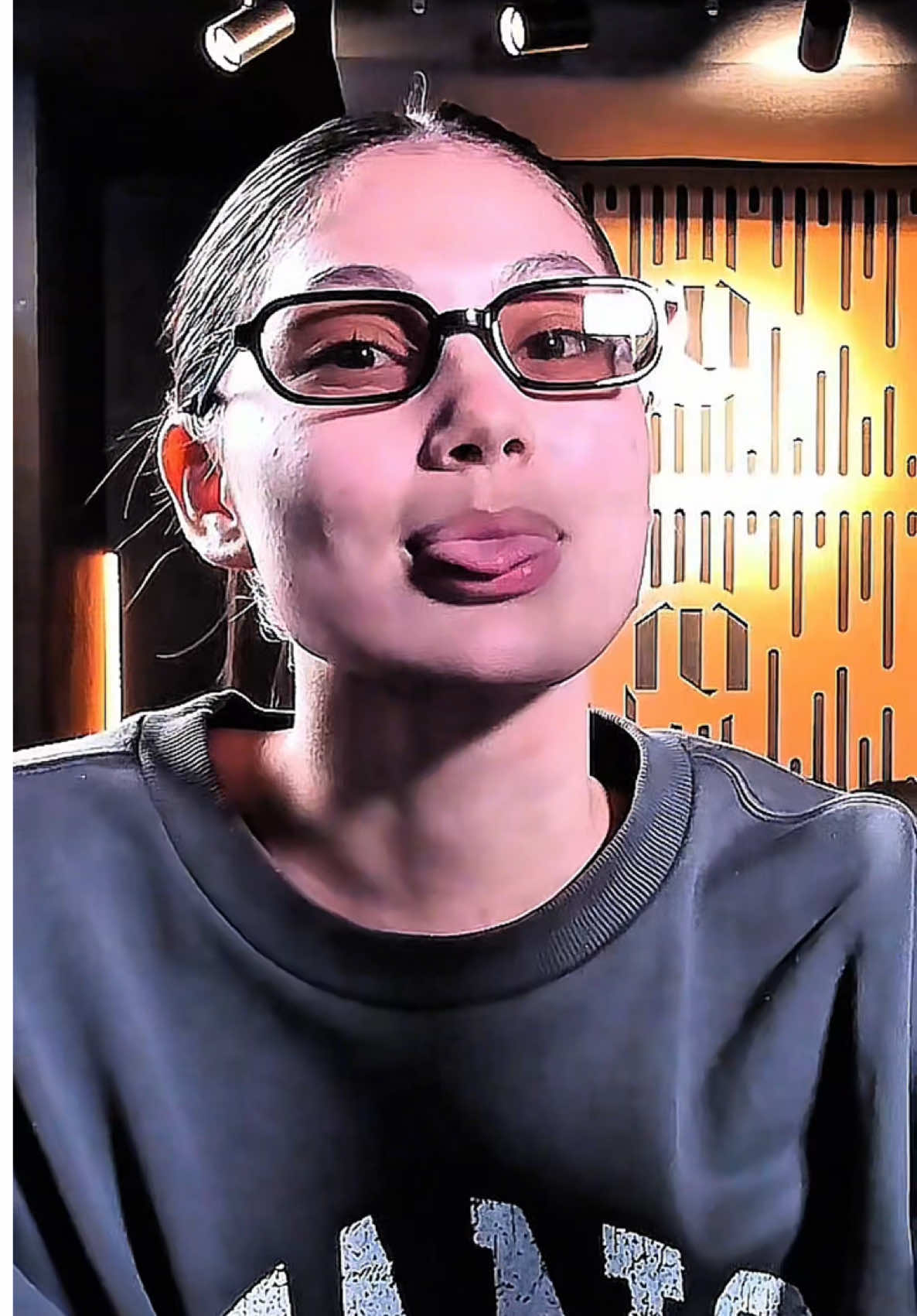 @Charlie Fleming got to do vocal coaching with me before she got kidnapped again to enter back Bahay ni Kuya! Hahaha! Sharing some fun clips during our sesh 🎙️🎉 DM @Magnify MNL | +63 9951554734 or contact 09951554734 for vocal coaching inquiries 🎙️🎉 #fy #fyp #MagnifyMNL #ThePopTenorHost #CharlieFleming #PinoyBigBrother #ABSCBN #GMANetwork #VocalCoach #VocalCoachPhilippines #VocalCoachManila 