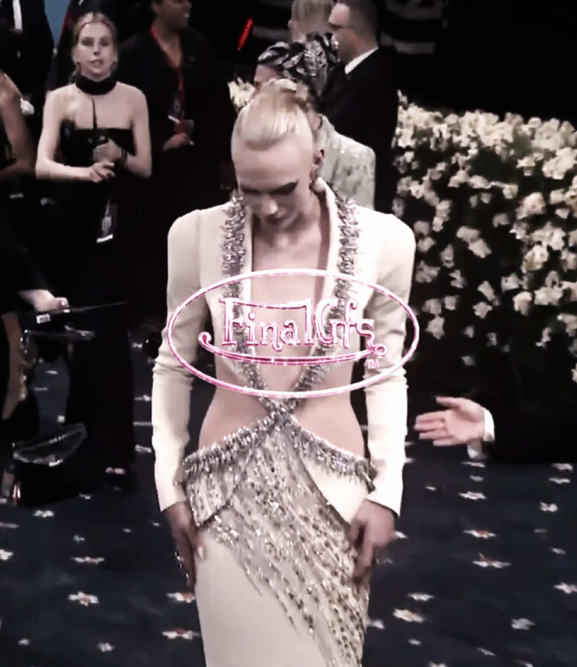oh we all know this diva… @Alex Consani carrird the met gala [cc flicker: @samantha audio: @2000slegend] #alexconsani #alexconsaniedit #metgala #metgalaedit #alexconsanimetgala #metgala2025 #metgala2025edit #aestheticedits #edit #fyp  original content #finalgfss  alex consani met gala 2025 edit