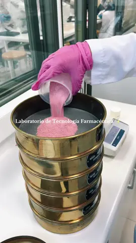 Mi laboratorio favorito hasta el momento 🫶🏻 #pharmacy #qyf #farmacia #fyppppppppppppppppppppppppppppppppppp 