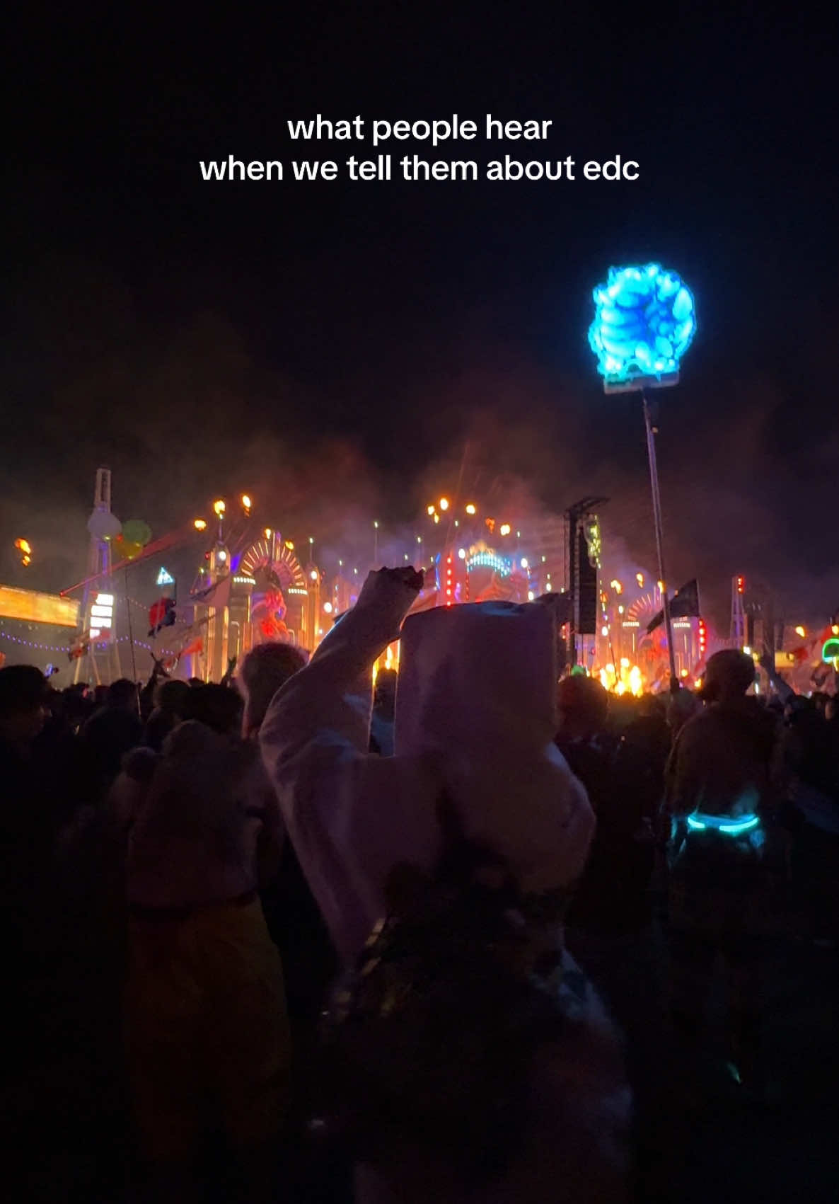 lots of bouncing all over the place🕺🏽@dorothy @olivia #edclasvegas 