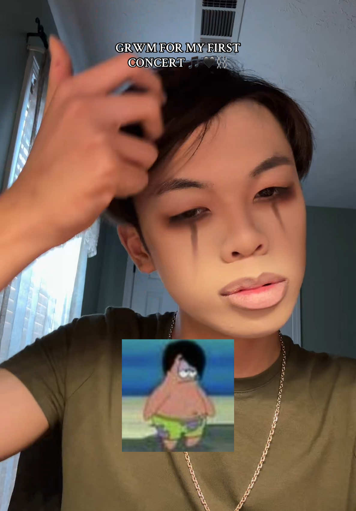 this is a joke 👽 #getreadywithme #grwm #grwmroutine #makeup #makeuptutorial #beautysecrets #beautyhacks #makeupartist #MakeupRoutine #singer #performer #justforfun #jokes 