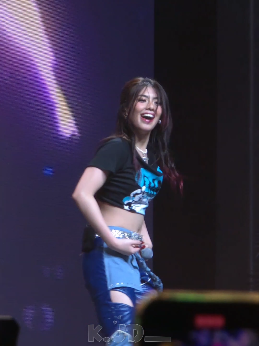 @MIKHA LIM. PANTROPIKO DANCE BREAK ❤️‍🩹 #biniversedubai  #biniverse  #bini 