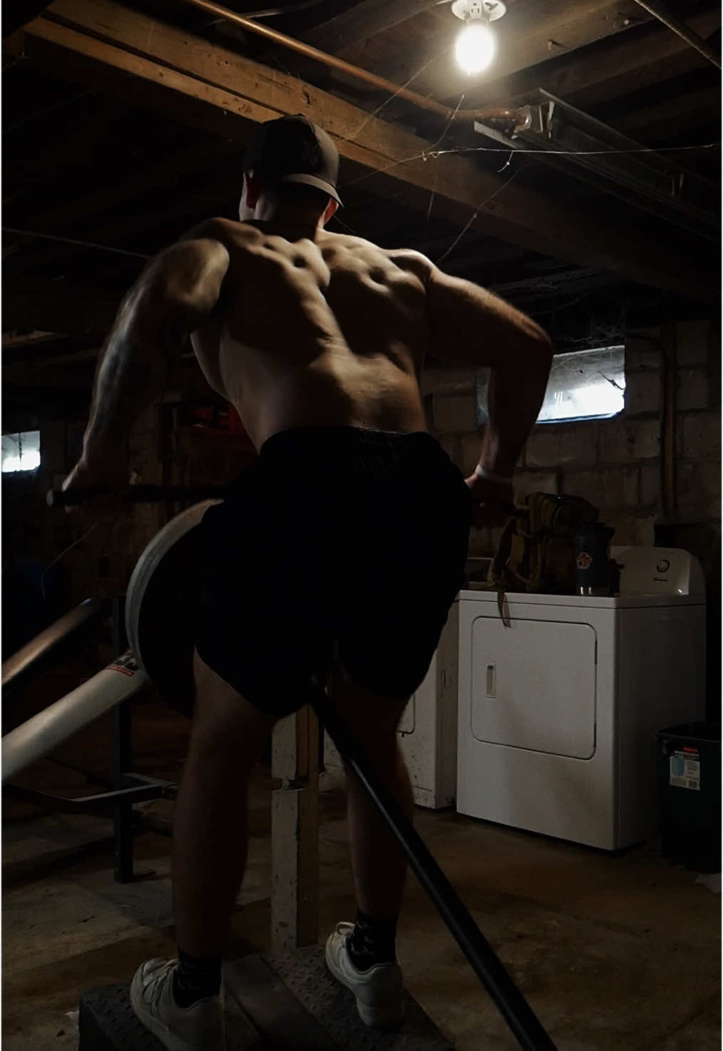 #GymTok #fyp #fypシ #fypシ゚viral #fullbodyworkout #dumbbellworkout #workout #homeworkout #homegym #Fitness #workoutroutine #bulk #lifting #gym #viralvideo #gymmotivation #gymrat 