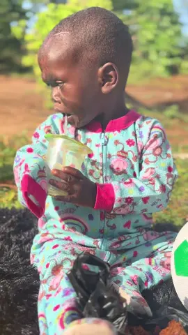 Try to be a rainbow in someone's cloud 🥰🥰. #humanity #emotional #fyp #explore #explorepage #foryou #reels #sad #sadness #sadgirl #cancer #treatment #babies #babiesoftiktok #gofundme #gofundmedonations 