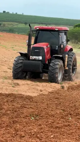 🌾🚜❤#CapCut #agro #tratoresagricolas🇧🇷🚜 #plantio #edit #colheita #agro10brasil #galeradointerior #trator #fyp  #galeradoagro #viralvideos #4x4  #ram 