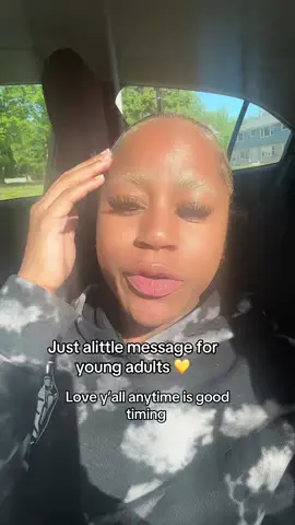 There’s not right timing to change if your young tryna figure it out give your self grace I’ve always thought that I should be somewhere greater in my life but I realized that when that time comes it’s will be perfect timing your not alone and everyone has there own journey  #inspirational #youngadult #adulthood 