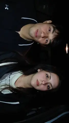 pasamos de reírnos a estar serios en un segundo😅 #paulolondra #mariabecerra #paratii #ramenparados #fyp #detrasdecamaras #foryoupage 